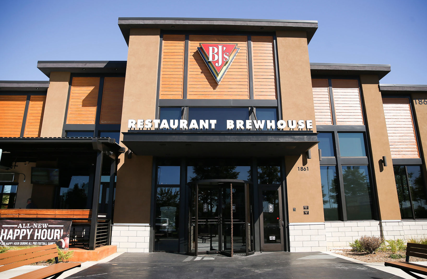 BJ's Restaurant & Brewhouse